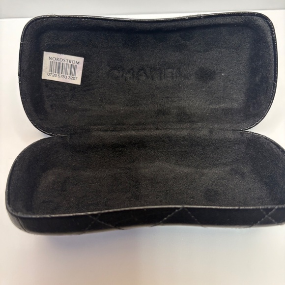 Chanel Quilted Sunglass Case NWT - Picture 4 of 8